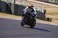 brands-hatch-photographs;brands-no-limits-trackday;cadwell-trackday-photographs;enduro-digital-images;event-digital-images;eventdigitalimages;no-limits-trackdays;peter-wileman-photography;racing-digital-images;trackday-digital-images;trackday-photos